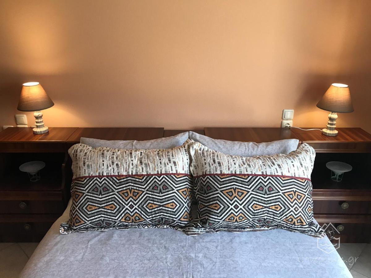 D & K Guest House Makrirrakhi Екстер'єр фото