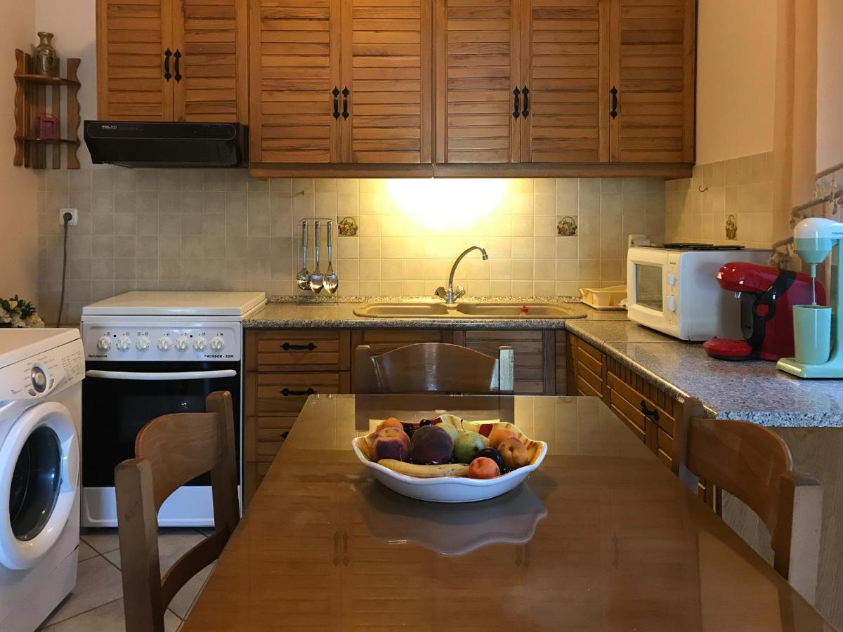 D & K Guest House Makrirrakhi Екстер'єр фото